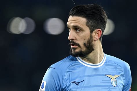 Infortunio Luis Alberto Problema Muscolare Lo Spagnolo Lascia Il