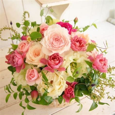 Pin by shilatama on お誕生日おめでとう | Beautiful flower arrangements, Flower arrangements, Birthday ...