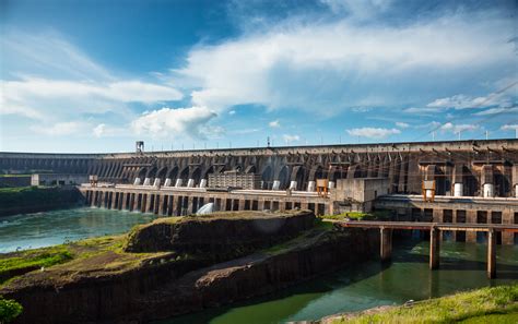 Usina de Itaipu está entre as atrações turísticas mais bem avaliadas do