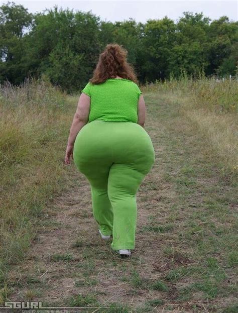 Big Ass Big And Beautiful Sexy Cartoons Stunning Women Green Pants Ssbbw
