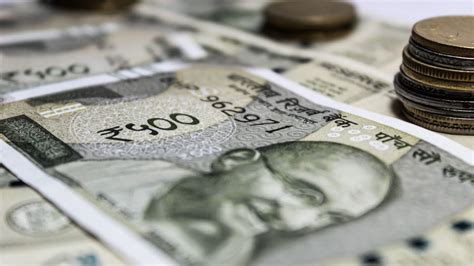 USD To INR Forecast US Dollar To Indian Rupees Forbes Advisor INDIA