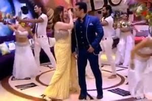 Bigg Boss 13: Madhuri Dixit recreates Didi Tera Devar with Salman Khan