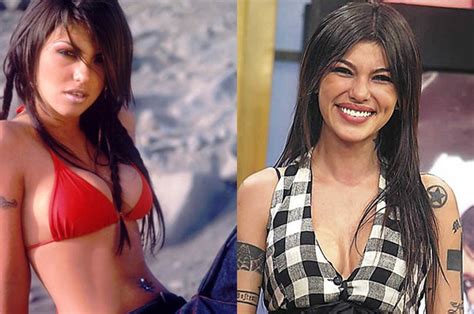 7 Hot Sexy Angie Jibaja Bikini Pics