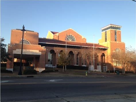 Hattiesburg Public Library - Downtown Hattiesburg