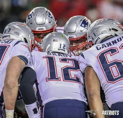 Pin de CarlosCarlos en New England Cascos de fútbol Patriotas