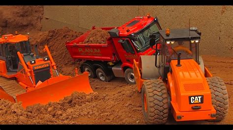 Heavy Rc Truck Action Dozer Tipper And Excavator Constructionworld