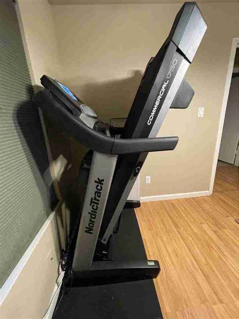 Nordictrack 1750 Treadmill Folded Train For A