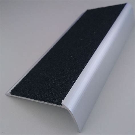 Aluminum Stair Nosing With Anti Slip Glow In The Dark Anti Slip Cm