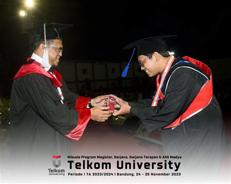 WISUDA TELKOM UNIVERSITY 2023 FTE S1 TEKNIK TELEKOMUNIKASI DEKAN 360