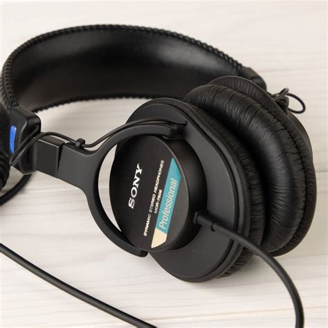 Yahooオークション 【美品】sony Mdr 7506 スタジオモニターヘッドホン