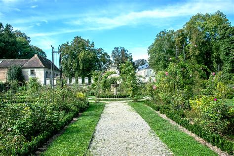 DSC 8464 1 Domaine de Chaalis La roseraie classée J Flickr