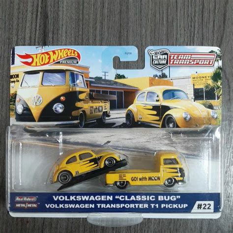 Hot Wheels Car Culture Team Transport Volkswagen Classic Bug Volkswagen Transporter T1 Pickup