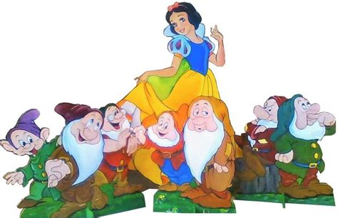 Display em mdf BRANCA DE NEVE E OS 7 ANÕES pintados a mão no Elo7