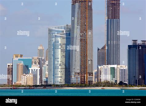 Abu dhabi skyline hi-res stock photography and images - Alamy