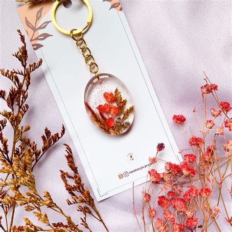 Jual Oval GLITTERY PRESSED FLOWER Resin Keychain Gantungan Kunci