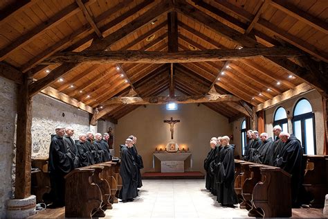 Retraite L Abbaye Sainte Marie De La Garde Dans L Ar Ne Avec Le