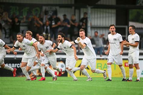 4 2 im SBFV Pokal FC 08 Villingen setzt sich im Elfmeterschießen durch