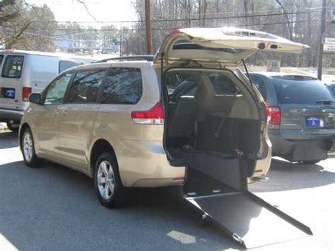 Buy Used Toyota Sienna Handicap Wheelchair Van New Conversion