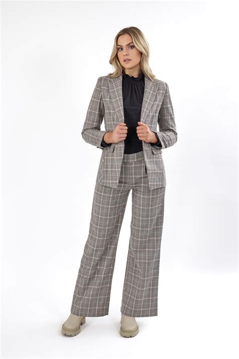 Knewe Check Como Blazer Alexanders Apparel Hastings