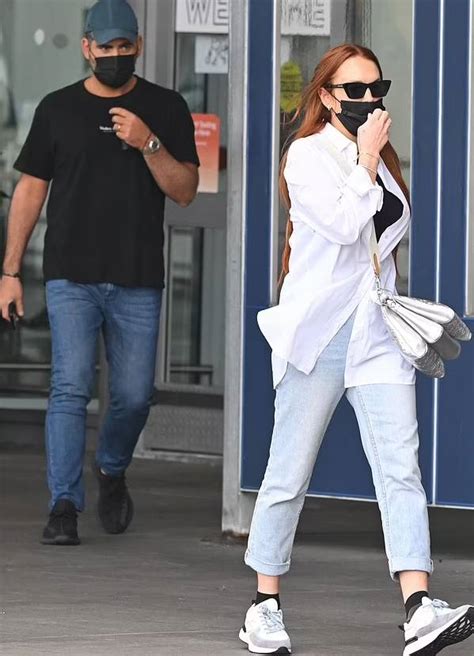 Lindsay Lohan Her Hubby Bader Shammas Spotted Together At New York