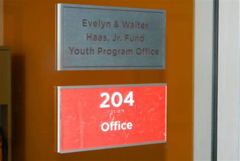 Donor Recognition Donor Plaques Donor Wall Signs Priority Graphics