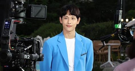 Im Siwan Jadi Pemeran Utama Drama Boyhood InspirasiNusantara Id