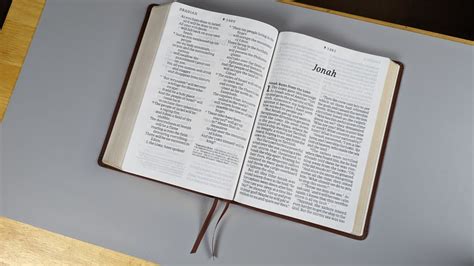 Nlt Super Giant Print Bible In Brown Genuine Leather Youtube