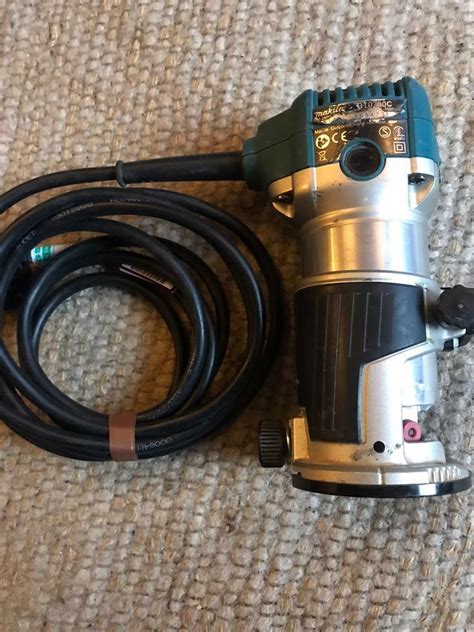 Makita Rt0700c Router Trimmer In Bradford West Yorkshire Gumtree