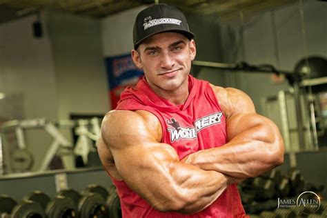 American Bodybuilder Cody Montgomery Looking As The Muscle Worship