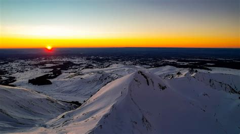 Le Puy De Sancy Sous La Neige Vue Du Puy Ferrand