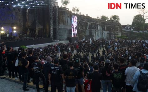 Jogjarockarta Festival Hari Kedua Pecah