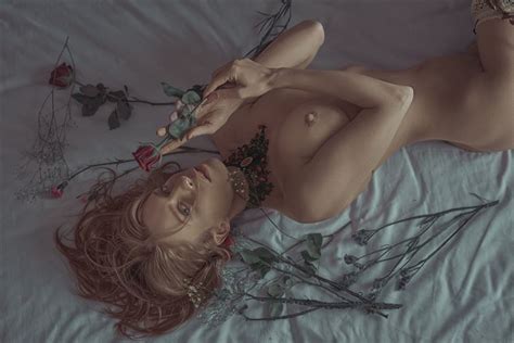 Interesting Poses Nude Art Photography Curated By Photographer GoldVamp