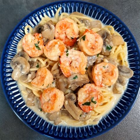 How To Make Prawn Alfredo Pasta Recipe