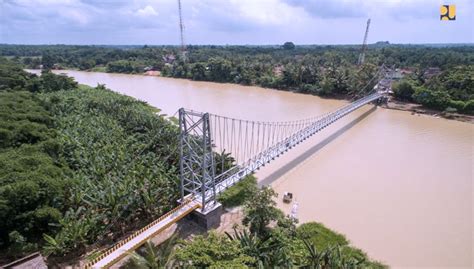 Kementerian Pupr Ri Bangun Unit Jembatan Gantung Di Tahun