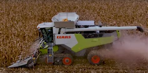 CLAAS Debuts TRION 740 Combine At Farm Progress Show AGDAILY