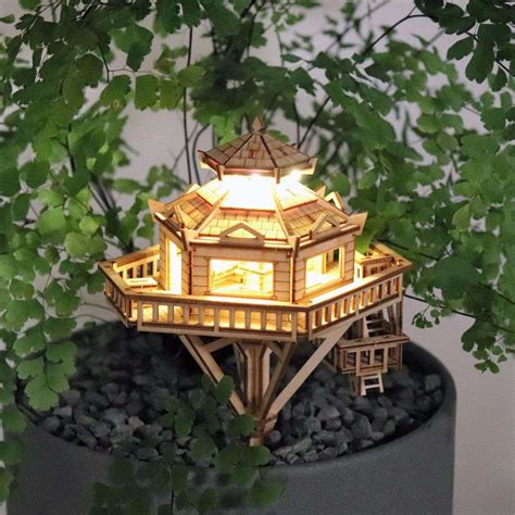 Tiny Treehouses Are The Plant Accessory You Need