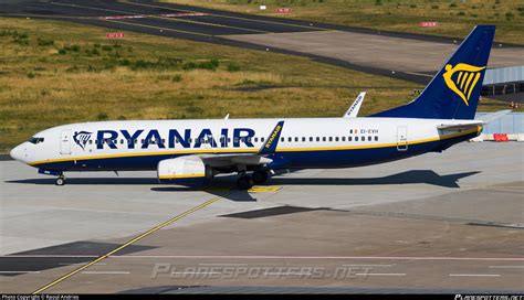 Ei Evh Ryanair Boeing As Wl Photo By Raoul Andries Id