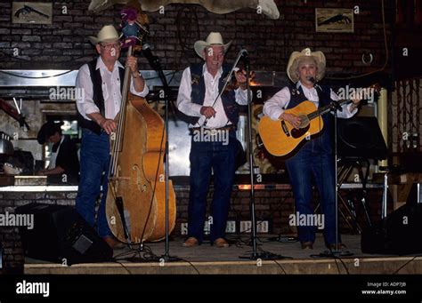 Country Band Hi Res Stock Photography And Images Alamy