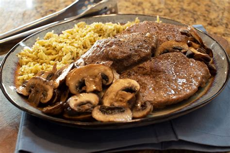 Venison Steak With Mushrooms Seth Mcginn S Cancooker Recipe Can