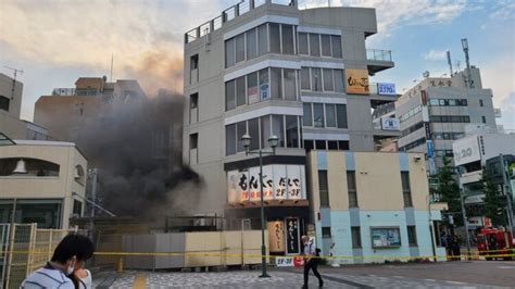 【火事】東京都豊島区目白3丁目 山手線 目白駅の近くで爆発を伴う火災「ビルから炎が噴き出してて黒煙が上がってる、目白通り大渋滞」7月18日