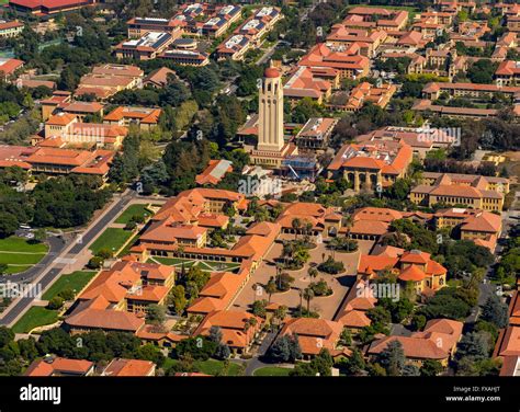 University Campus Stanford University with Hoover Tower, Palo Alto ...