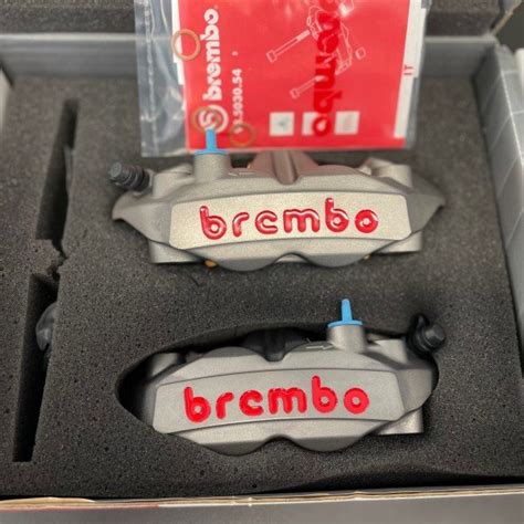 PINZE FRENO M4 MONOBLOCCO BREMBO RACING 108MM