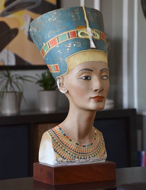 Nefertiti Sculpture