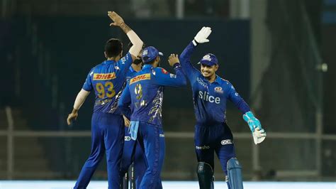 Ipl 2022 Gt Vs Mi Highlights Mi Win By 5 Runs As Sams Defend 9 In