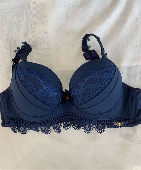 Lingerie Sutiã Azul Renda e Detalhes Tamanho M Camisa Feminina