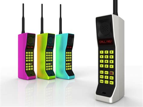 80s retro cell phone | SheBytes