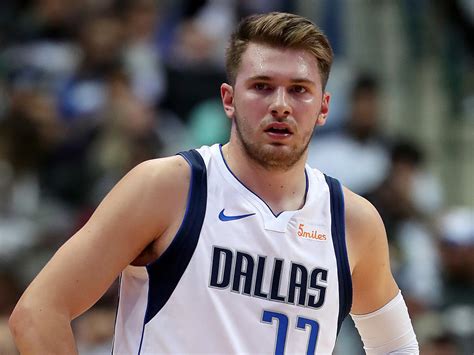 Mavericks Dominate Hornets Behind Luka Doncic S Triple Double