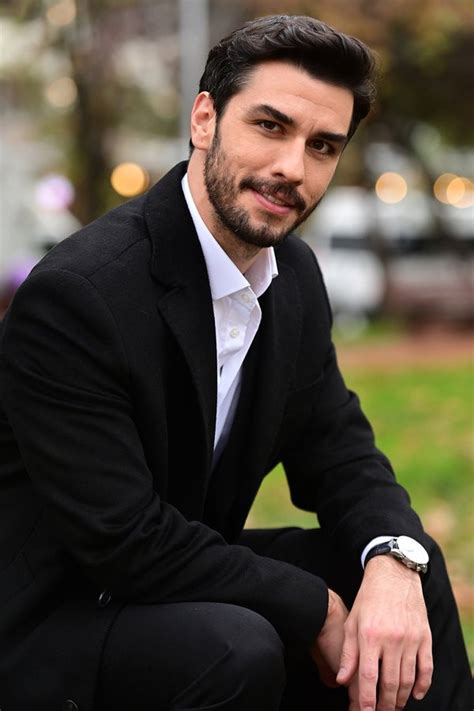 Defne Samyeli yeni ekran macerasına hazır - SacitAslan.com