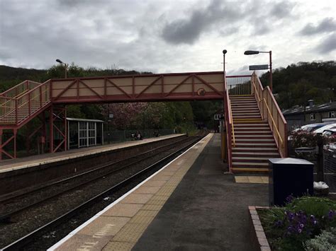 Calling At British Railway Stations Ledbury Led