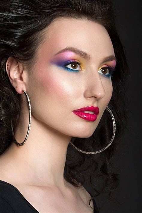 S Makeup Trends That Will Blow You Away S Blow Makeup Trends